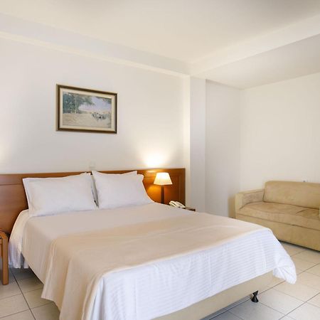 Hotel Athina Ламия Экстерьер фото