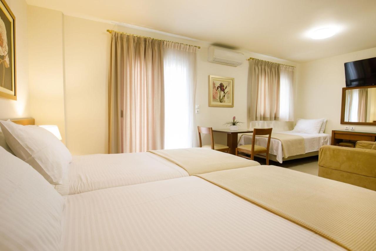 Hotel Athina Ламия Экстерьер фото