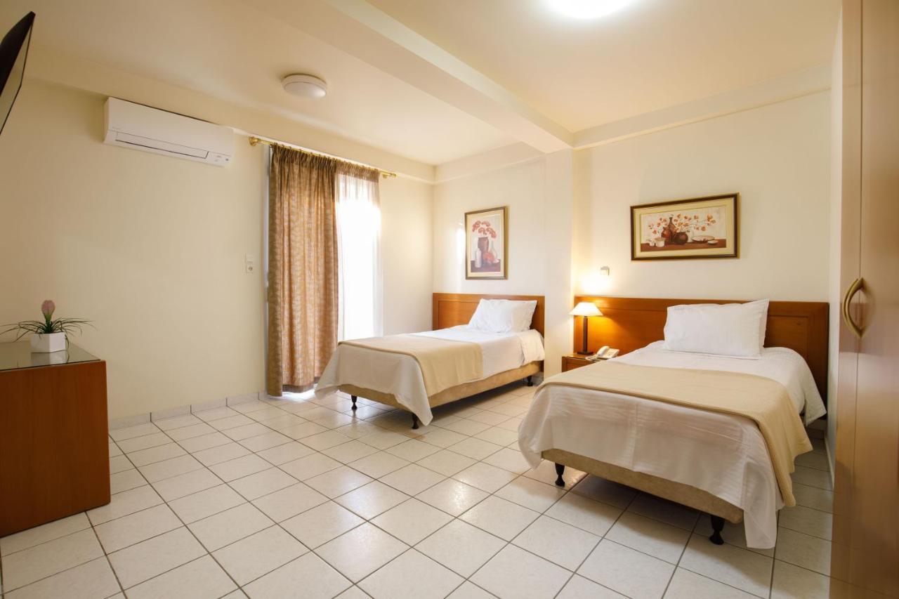 Hotel Athina Ламия Экстерьер фото